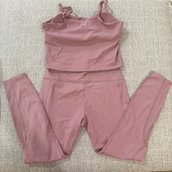 NWOT Tavi High Waisted 7/8th Legging with Mesh Panels in Wisteria Mauve Pink - Picture 8 of 11